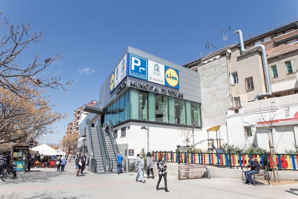 Encantador Apartamento Reformado En Tetuan By Bebalmy Madrid Buitenkant foto