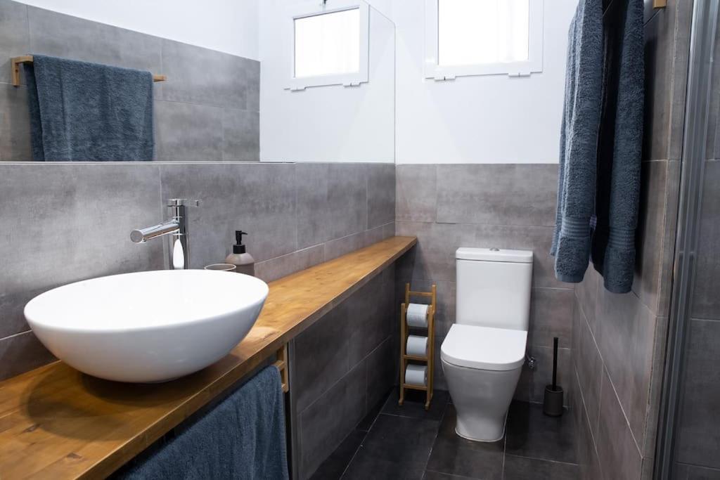 Encantador Apartamento Reformado En Tetuan By Bebalmy Madrid Buitenkant foto