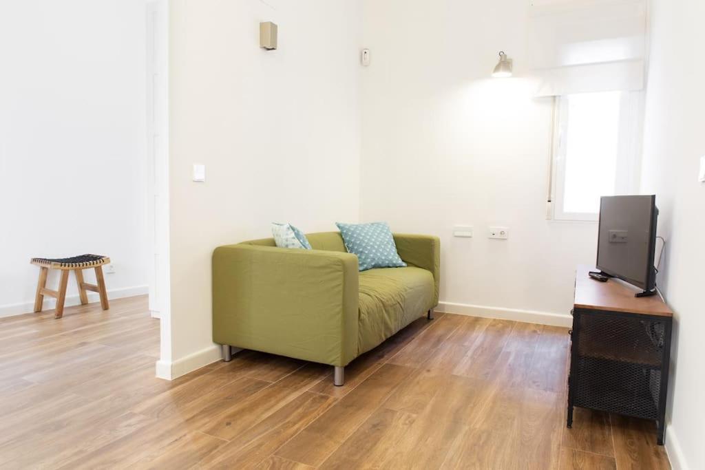 Encantador Apartamento Reformado En Tetuan By Bebalmy Madrid Buitenkant foto